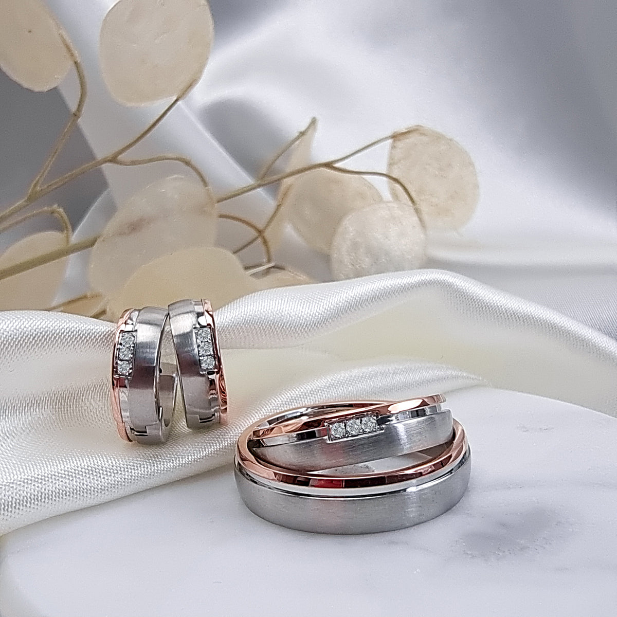 ANGEBOT Partnerringe DAINTY Bicolor + Gratis Creolen