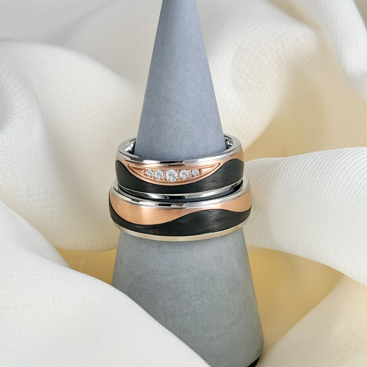 DOOSTI Partnerring / Trauring - WEVE Carbon